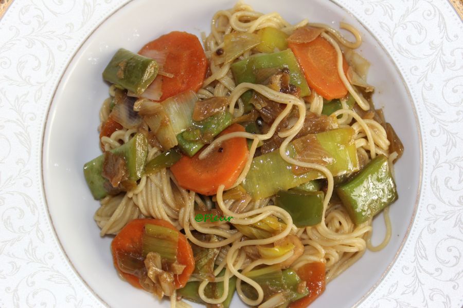 <!--:en-->Noodles<!--:--><!--:ro-->Noodles chinezesti<!--:--><!--:nl-->Noodles<!--:-->