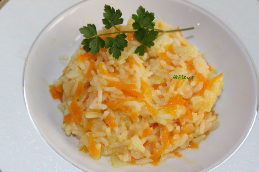 <!--:en-->Pilaf<!--:--><!--:ro-->Orez sarbesc<!--:--><!--:nl-->Pilav<!--:--><!--:it-->Riso pilaf<!--:-->