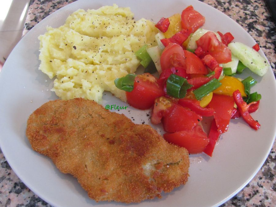 <!--:en-->Seitan schnitzel<!--:--><!--:ro-->Snitele din seitan<!--:--><!--:nl-->Seitan schnitzel<!--:-->