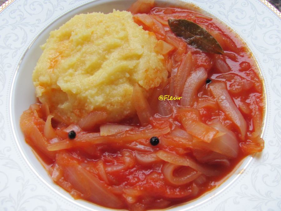 <!--:en-->Onions in tomato sauce<!--:--><!--:ro-->Tocanita de ceapa<!--:--><!--:nl-->Ui stoofpot<!--:--><!--:it-->Cipolle in salsa di pomodoro<!--:-->