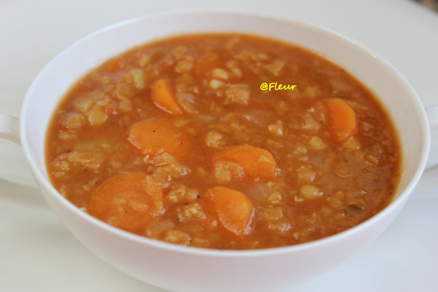 (English) Spiced red lentil soup