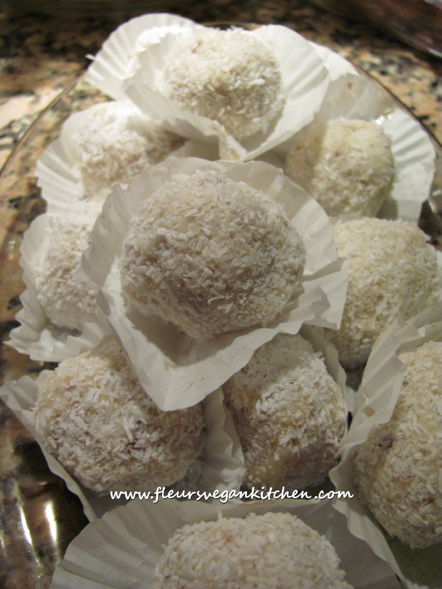 <!--:en-->Raffaello<!--:--><!--:ro-->Bomboane Raffaello<!--:--><!--:nl-->Raffaello bonbons<!--:--><!--:it-->Raffaello<!--:-->