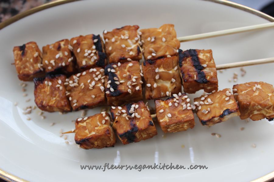 <!--:en-->Tempeh teriyaki<!--:--><!--:ro-->Tempeh teriyaki<!--:--><!--:nl-->Tempeh teriyaki<!--:-->