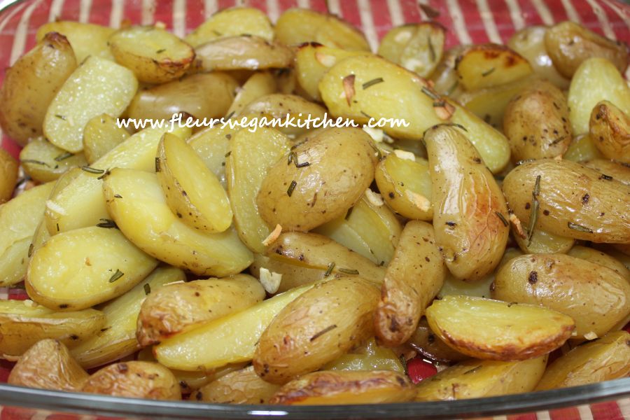 Nieuwe aardappelen met rozmarijn