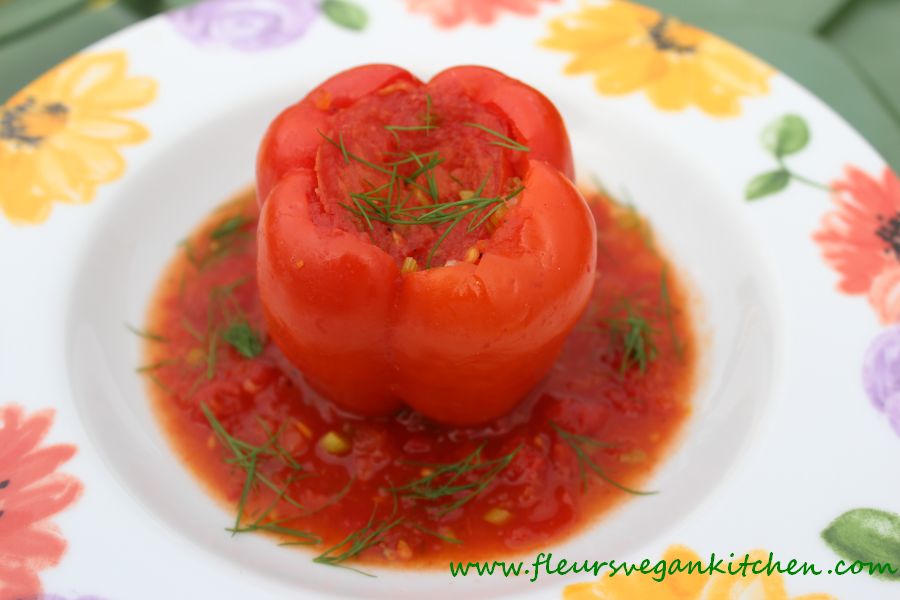 <!--:en-->Stuffed peppers<!--:--><!--:ro-->Ardei umpluti<!--:--><!--:nl-->Gevulde paprika<!--:--><!--:it-->Peperoni ripieni<!--:-->