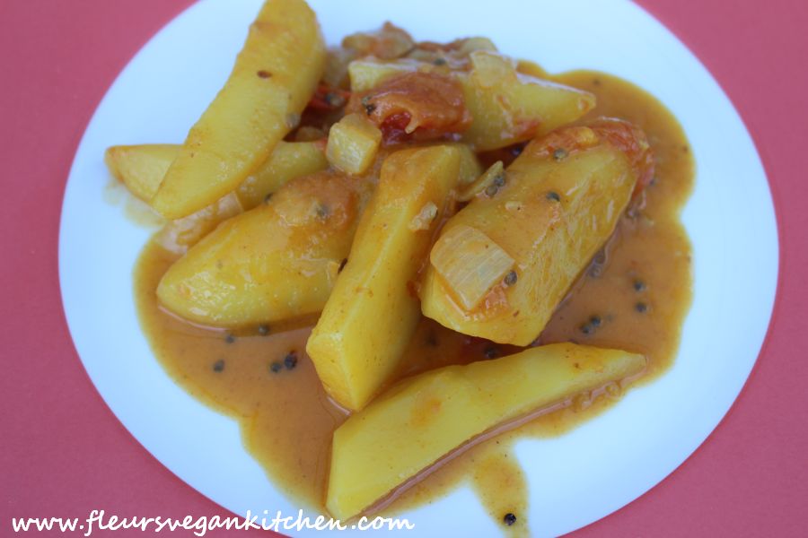 <!--:en-->Potato curry<!--:--><!--:ro-->Curry de cartofi<!--:--><!--:nl-->Aardapellencurry<!--:-->