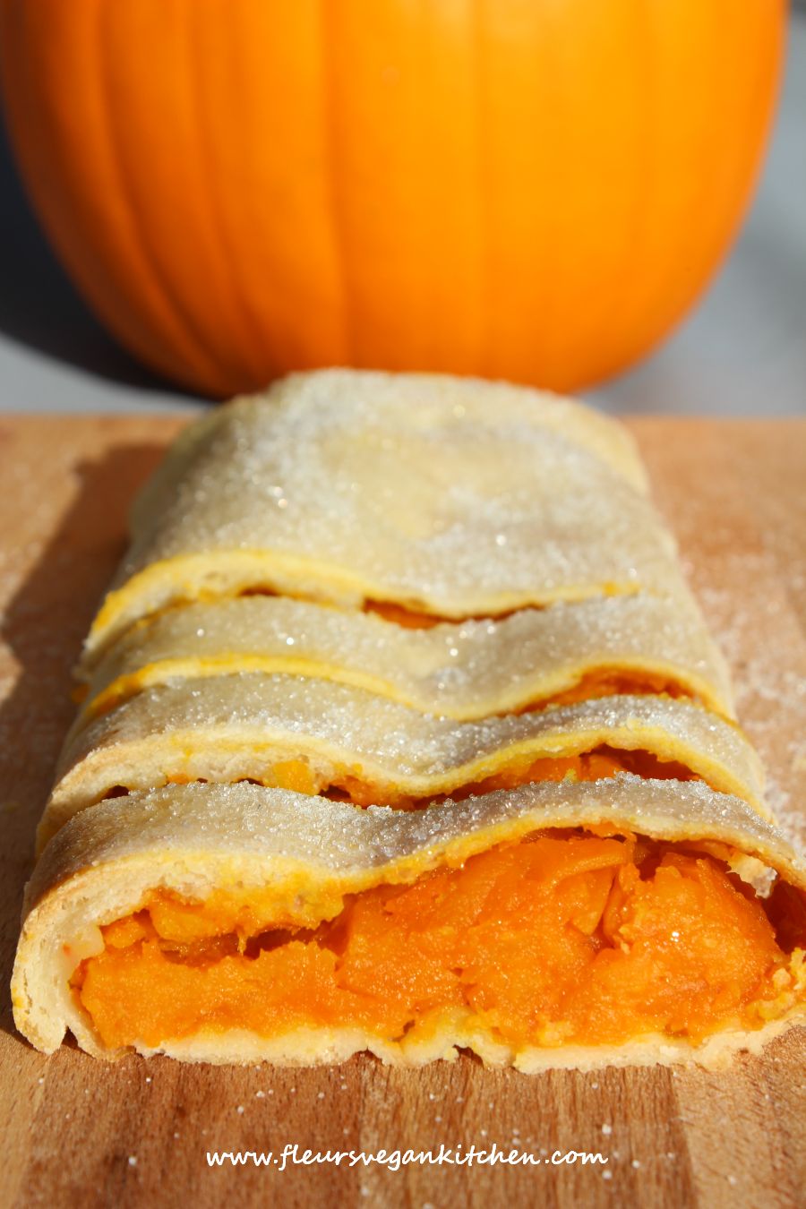 <!--:en-->Pumpkin strudel<!--:--><!--:ro-->Strudel cu dovleac<!--:--><!--:nl-->Pompoen strudel<!--:--><!--:it-->Strudel di zucca<!--:-->